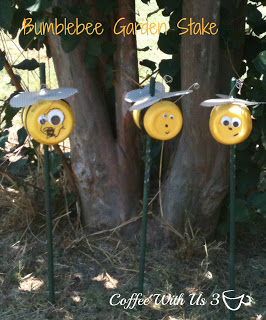 Bumblebee garden stakes