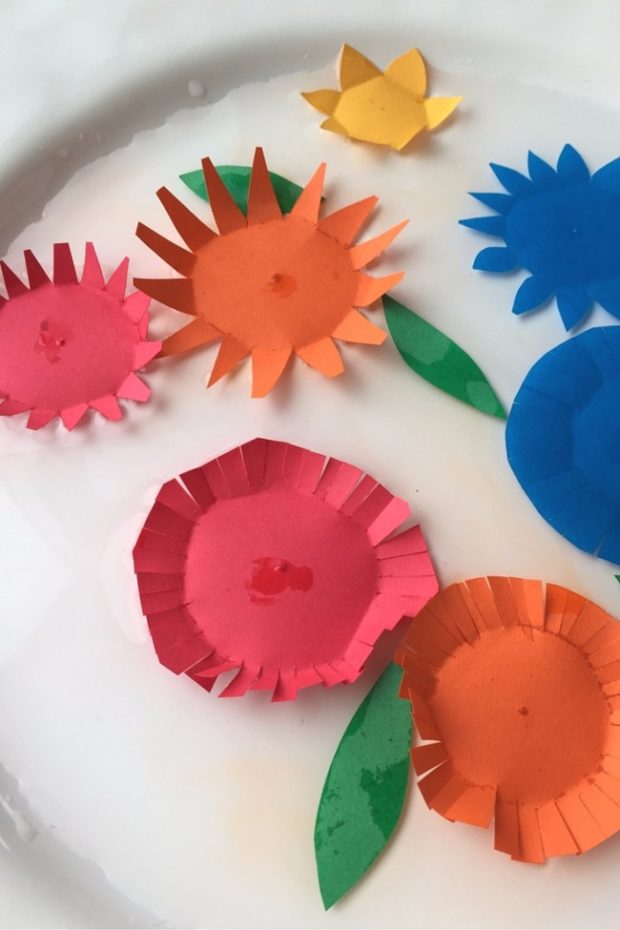 garden of blooming paper flowers (15)