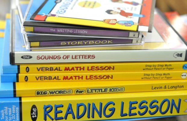 the reading lesson teach your child to read in 20 easy lessons