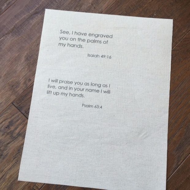 How to Make Burlap Wall Art with Your Kids (1)