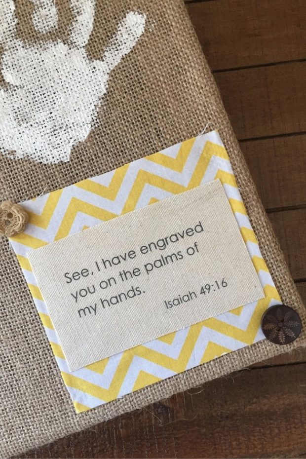 How to Make Burlap Wall Art with Your Kids (16)